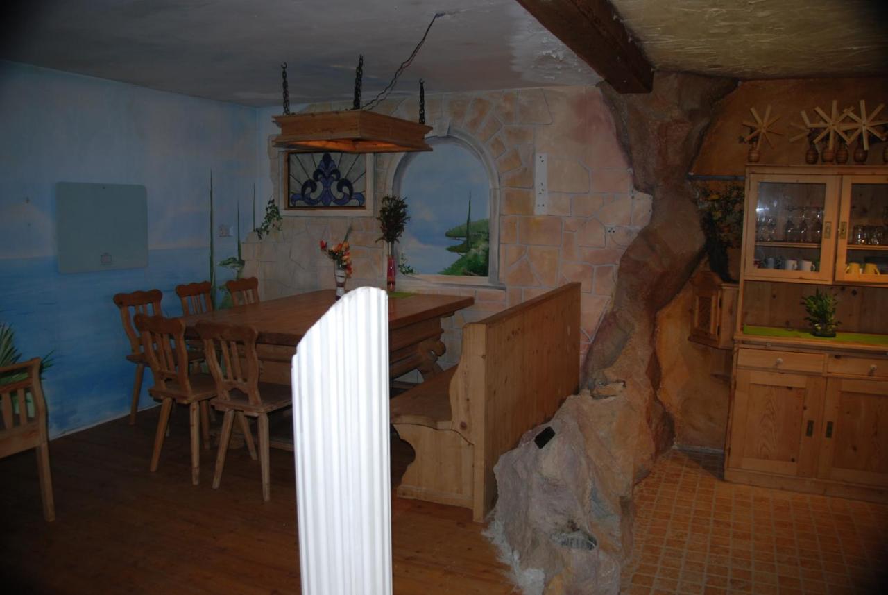 Naturpark-.Weinbergferienhaus 绍萨尔地区基策克 外观 照片